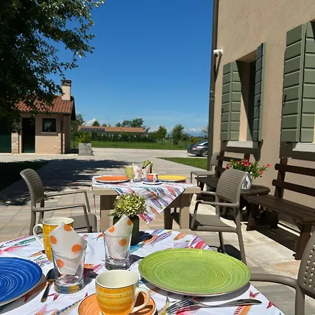 Guest house Ca' Barbieri San Dona'- Calm And Comfort In The Veneto Countryside 4*